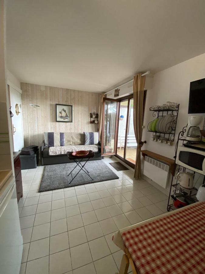Studio En Rez De Jardin -"Le Petit Nid" A Trouville Exteriör bild