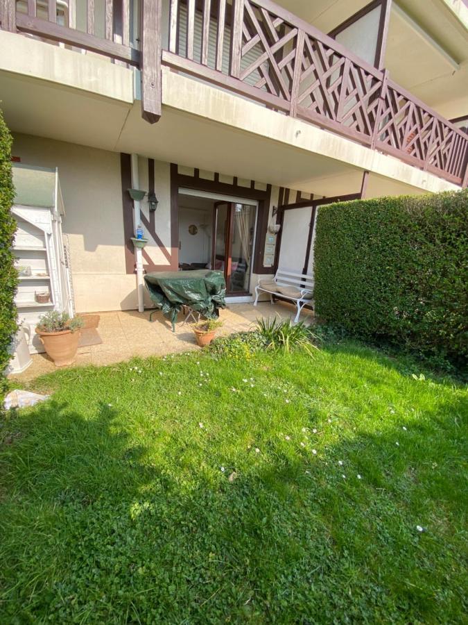 Studio En Rez De Jardin -"Le Petit Nid" A Trouville Exteriör bild